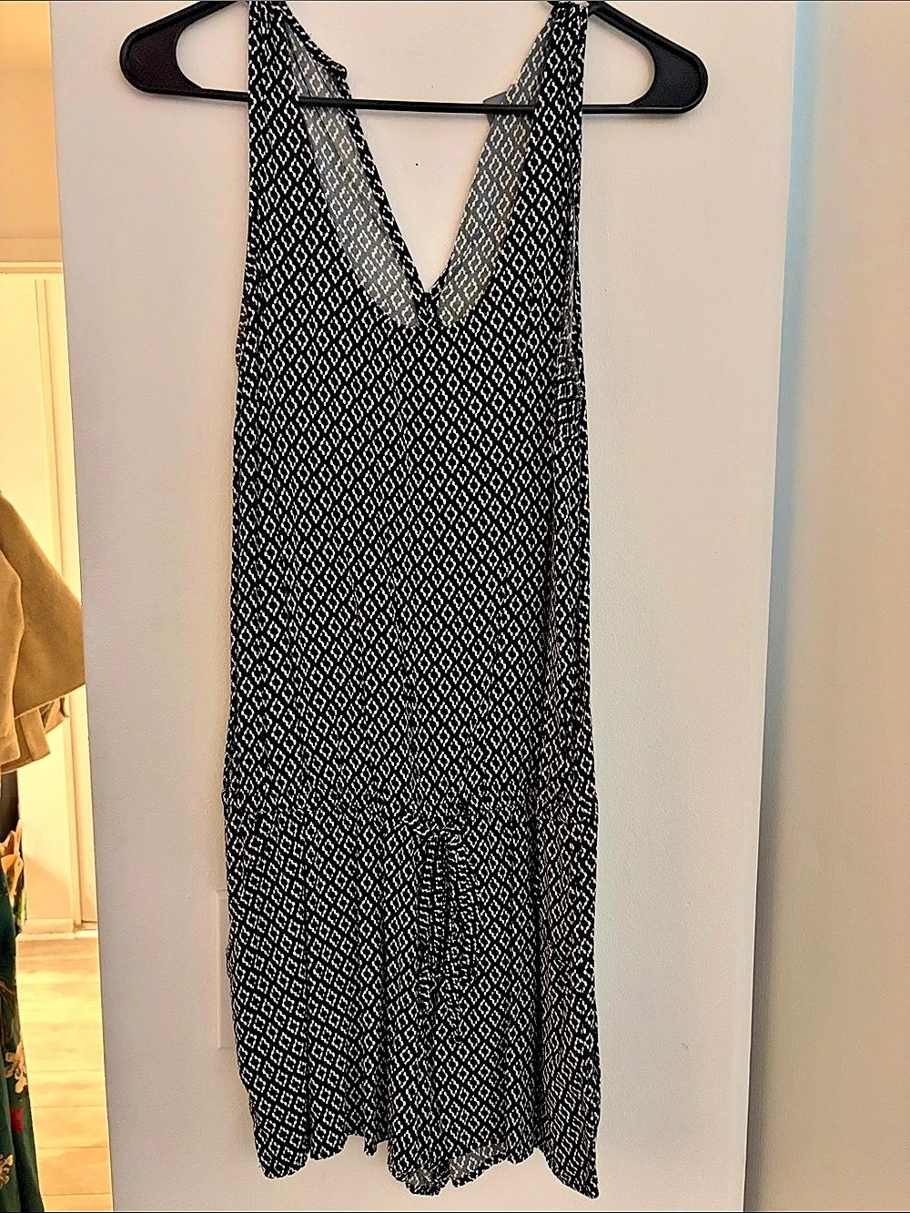 Old Navy Geometric Maxi Dress in Black & White Size Medium